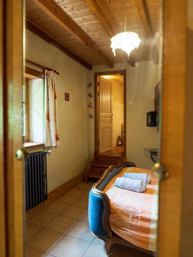 Au Fil Des Saisons Bed & Breakfast Les Cotes de Corps ภายนอก รูปภาพ