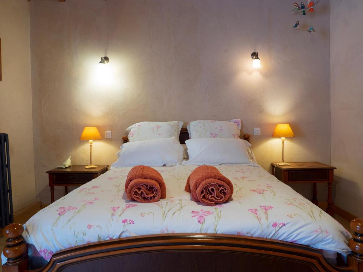 Au Fil Des Saisons Bed & Breakfast Les Cotes de Corps ภายนอก รูปภาพ
