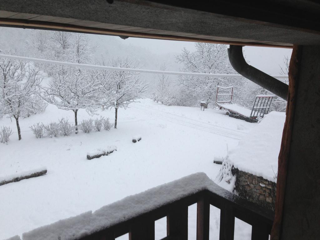 Au Fil Des Saisons Bed & Breakfast Les Cotes de Corps ภายนอก รูปภาพ